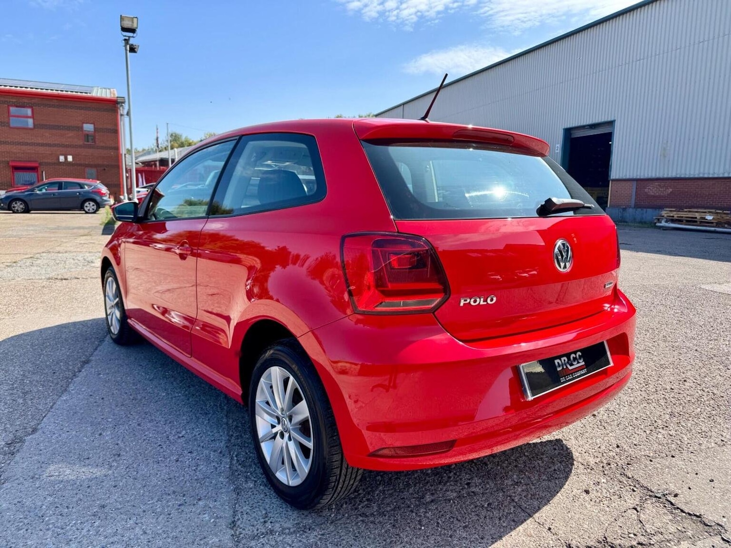 Used Volkswagen Polo 2014 for sale - 76583339: Photo 6