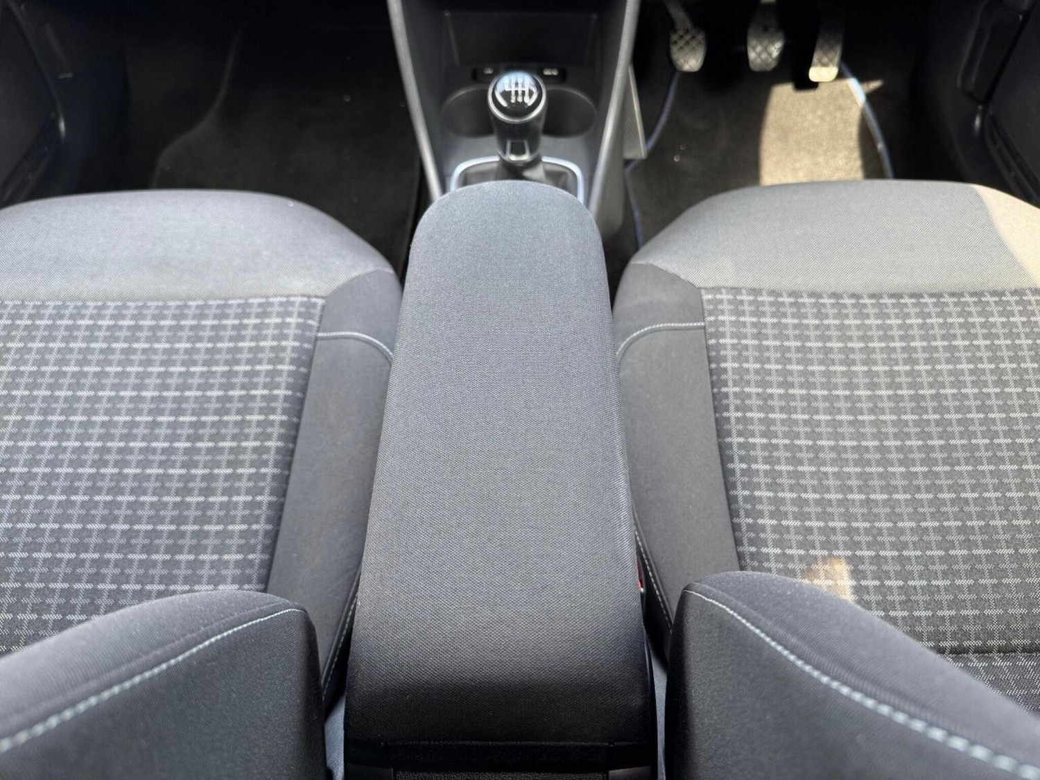 Used Volkswagen Polo 2014 for sale - 76583307: Photo 31