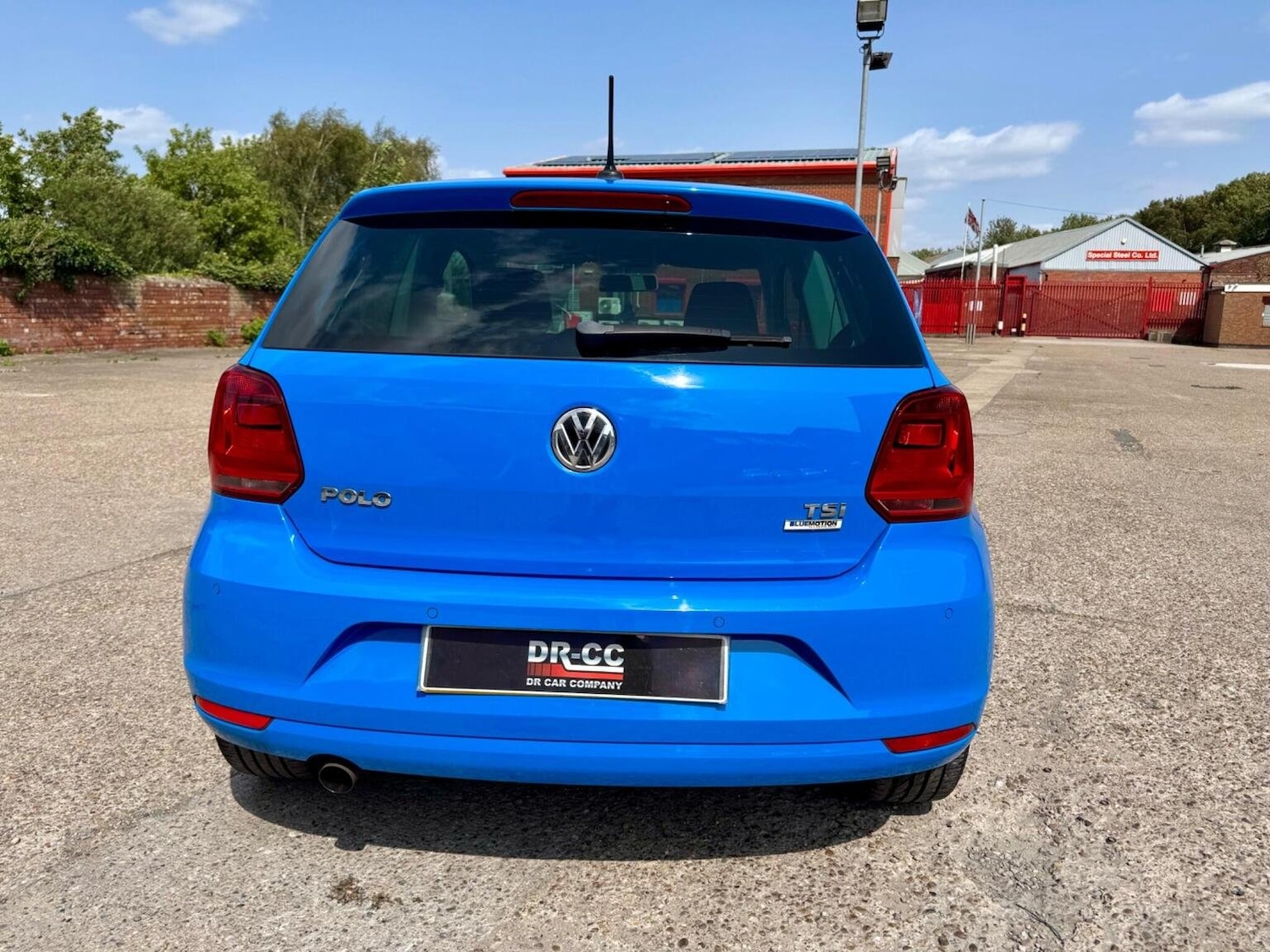 Used Volkswagen Polo 2014 for sale - 76583307: Photo 7