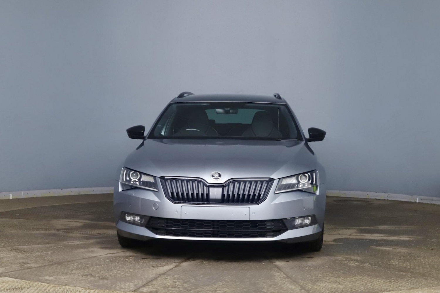 Used Skoda Superb 2019 for sale - 77391937: Photo 3