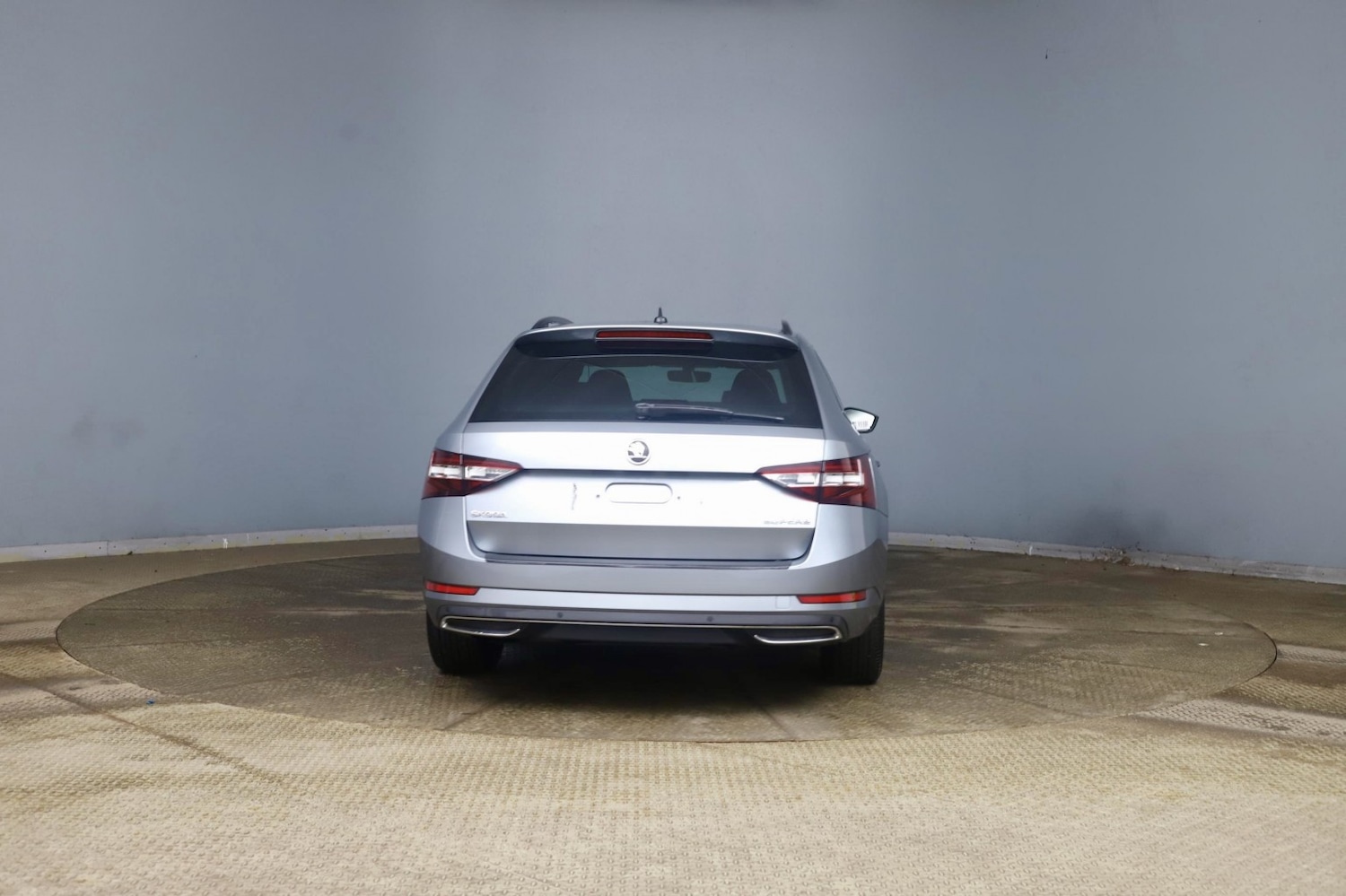 Used Skoda Superb 2019 for sale - 77391937: Photo 6