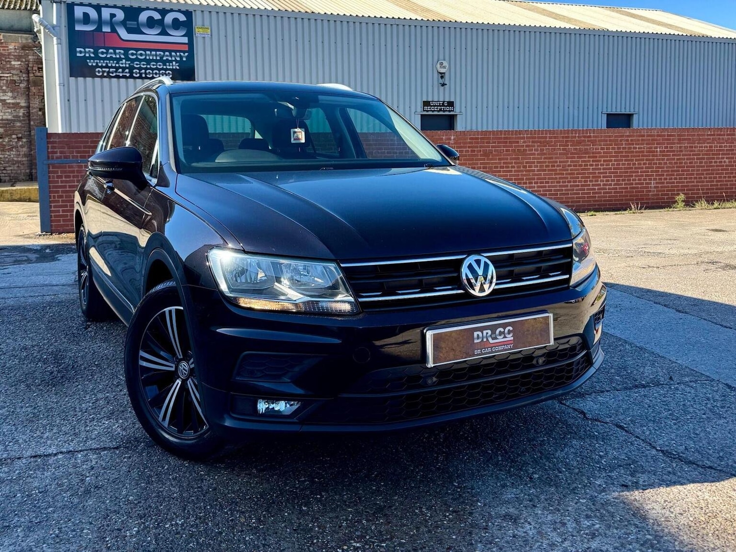 Used Volkswagen Tiguan 2018 for sale - 76583306: Photo 1