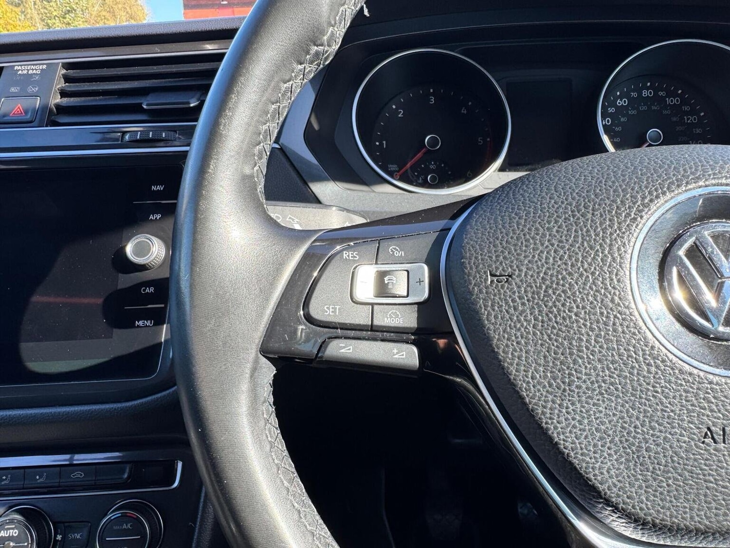 Used Volkswagen Tiguan 2018 for sale - 76583306: Photo 17