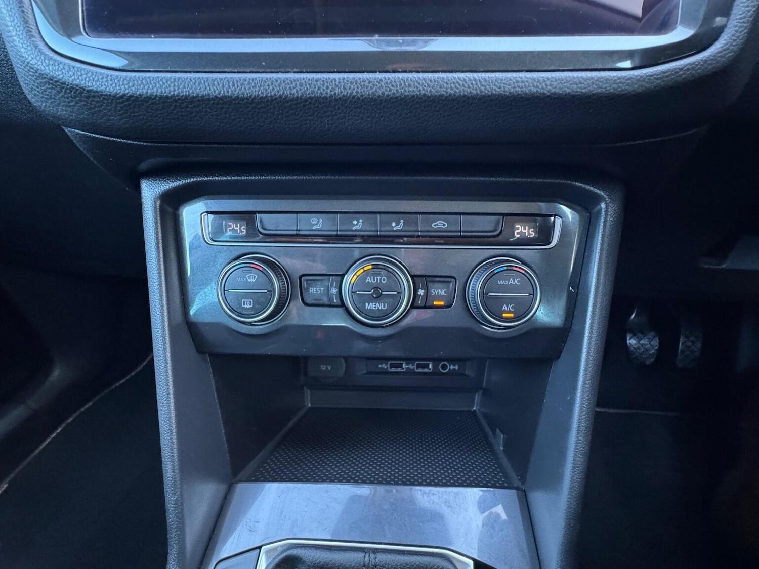 Used Volkswagen Tiguan 2018 for sale - 76583306: Photo 30