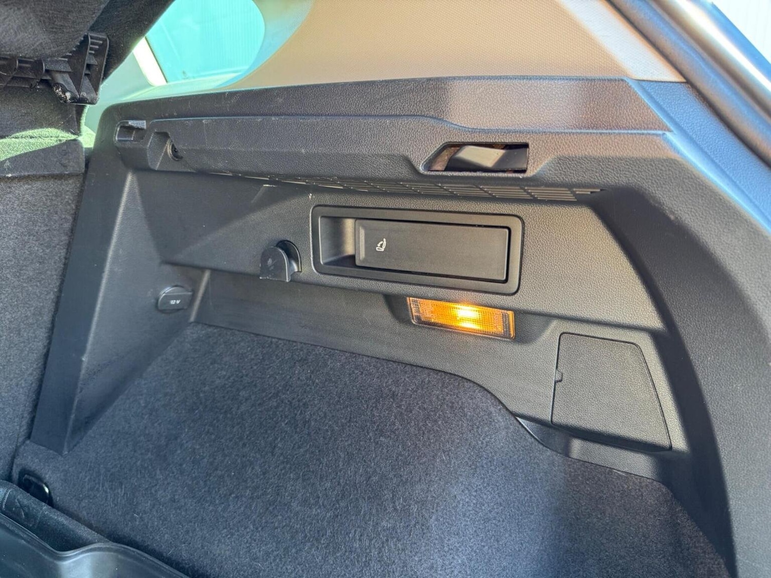 Used Volkswagen Tiguan 2018 for sale - 76583306: Photo 41