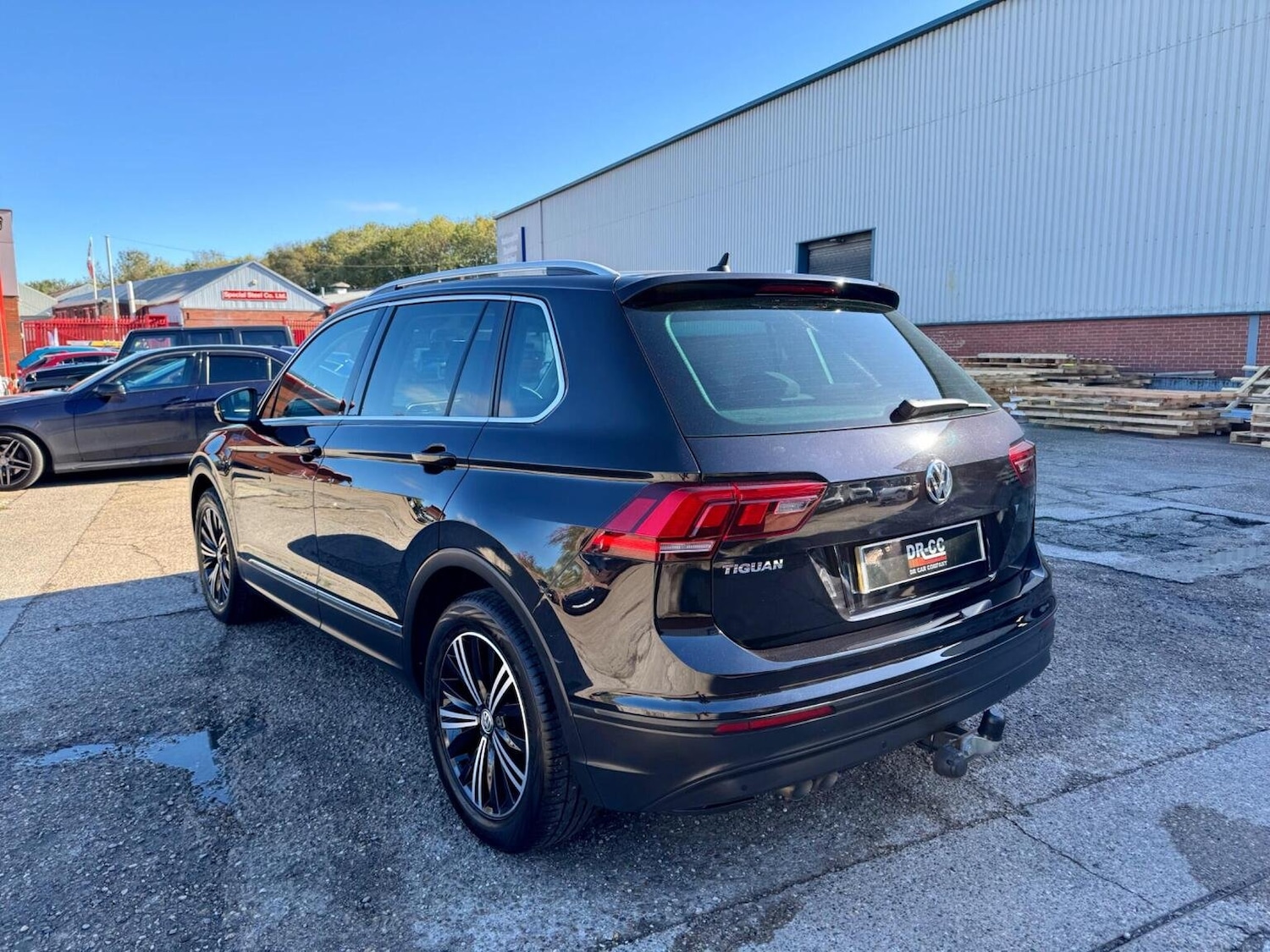 Used Volkswagen Tiguan 2018 for sale - 76583306: Photo 8