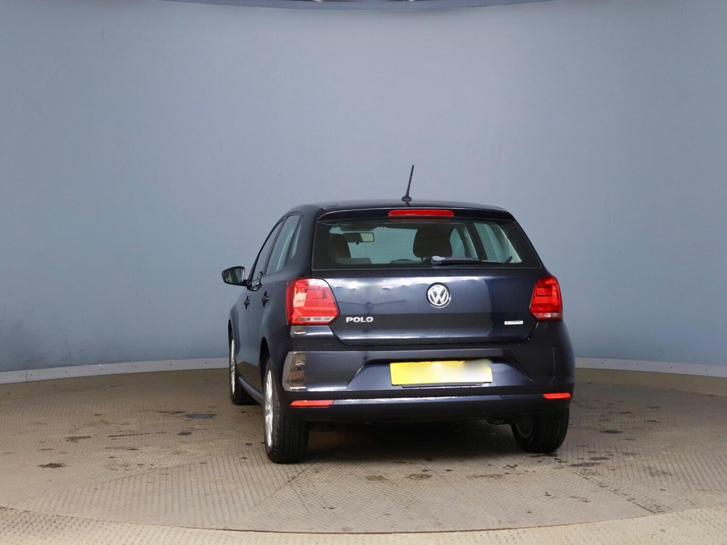 Used Volkswagen Polo 2015 for sale - 76380309: Photo 7