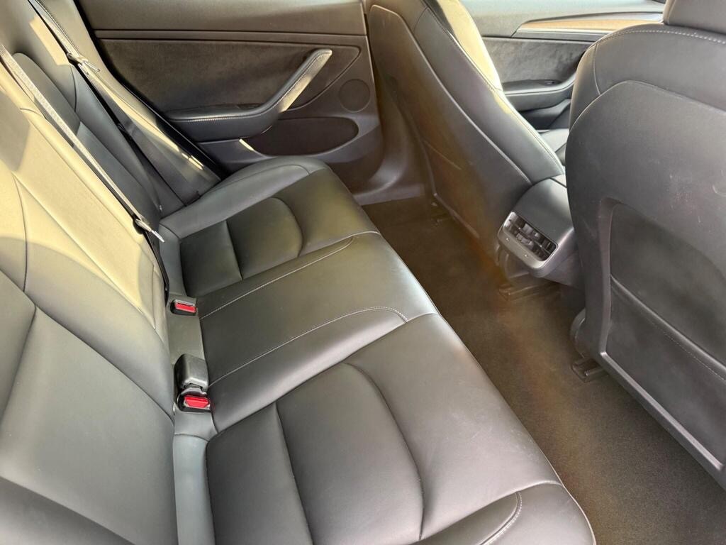 Used Tesla Model 3 2021 for sale - 77220543: Photo 9