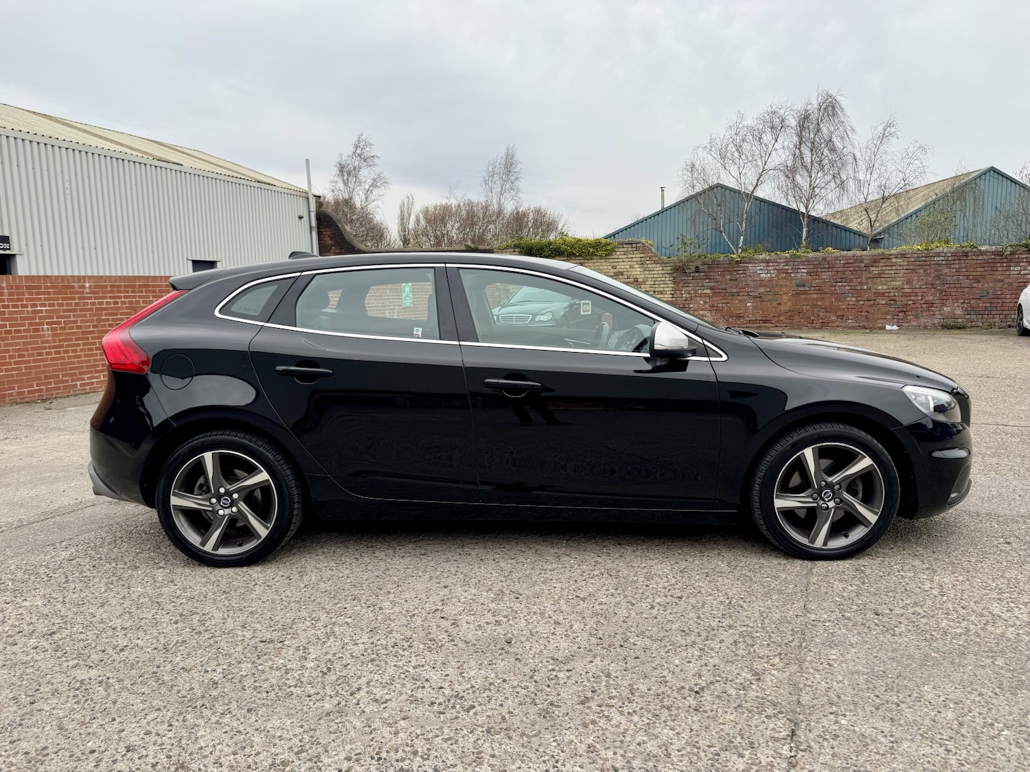 Used Volvo V40 2016 for sale - 78025751: Photo 5