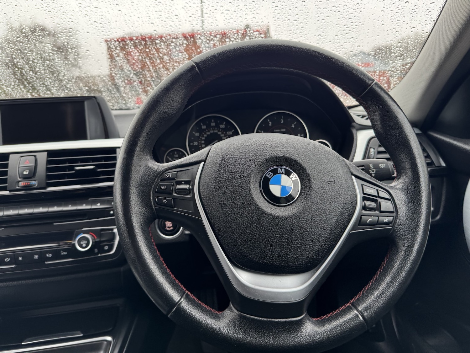 Used BMW 3 Series 2012 for sale - 77555114: Photo 16