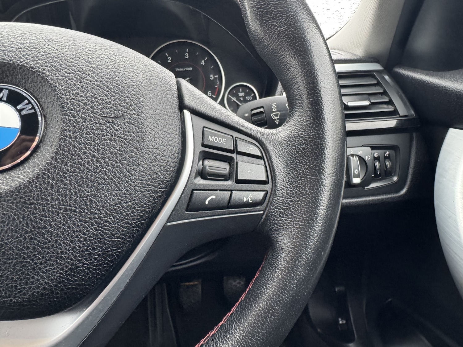 Used BMW 3 Series 2012 for sale - 77555114: Photo 17