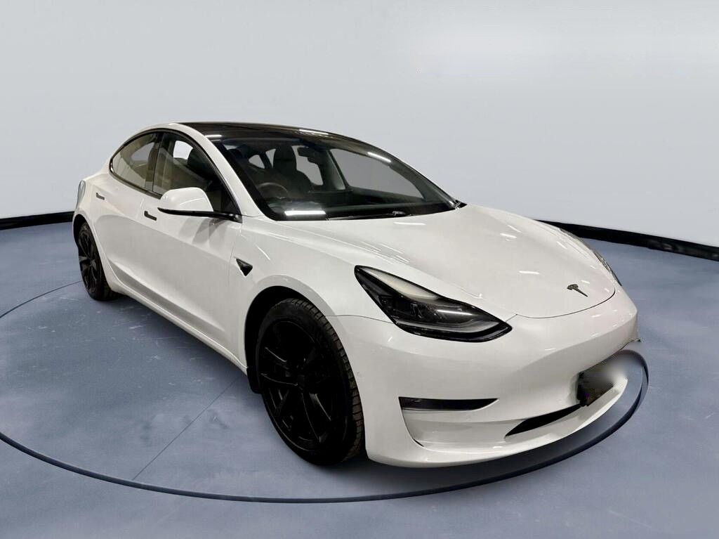 Used Tesla Model 3 2023 for sale - 77398341: Photo 2