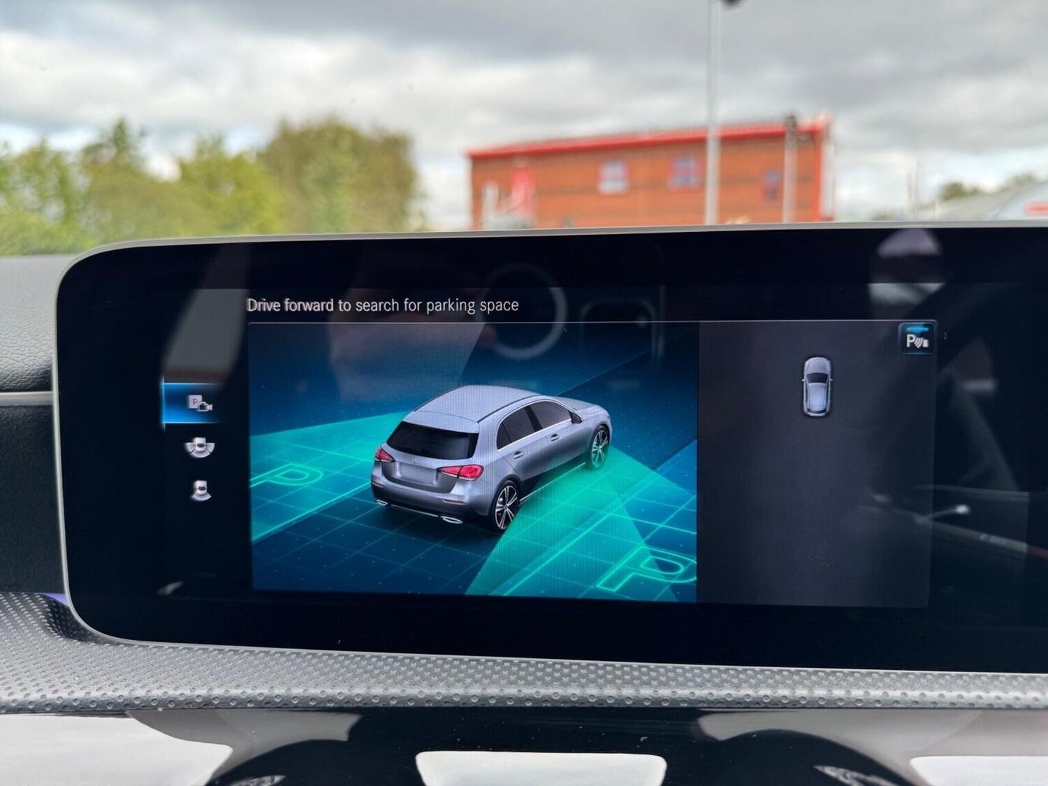 Used Mercedes-Benz A-Class 2019 for sale - 75789328: Photo 24