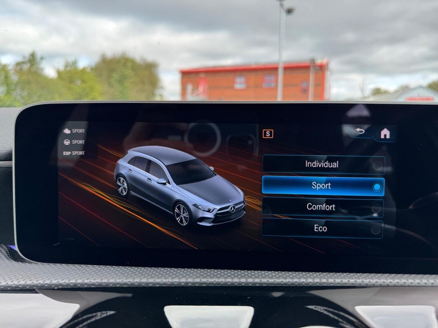 Used Mercedes-Benz A-Class 2019 for sale - 75789328: Photo 33