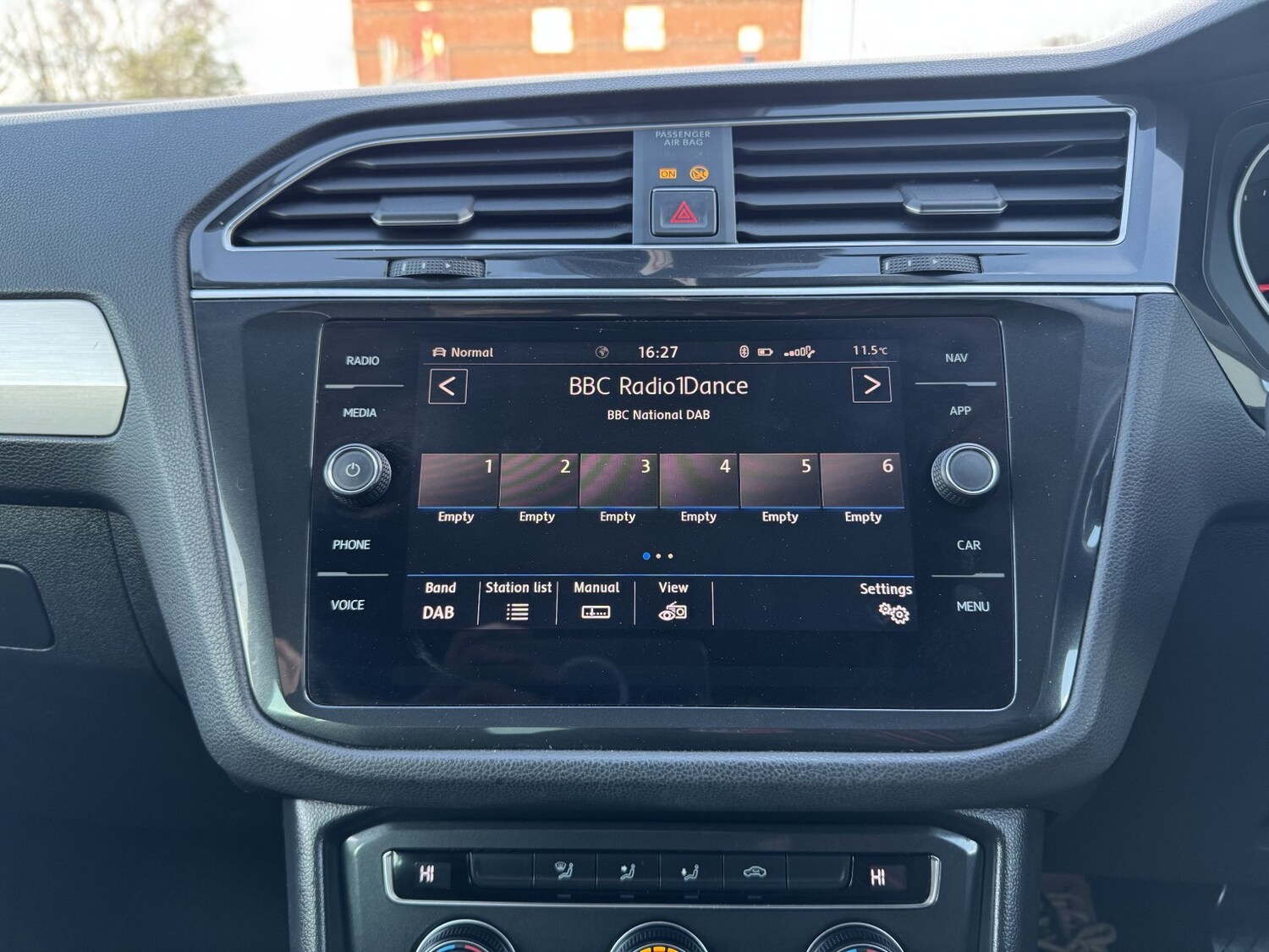 Used Volkswagen Tiguan 2017 for sale - 77864887: Photo 17