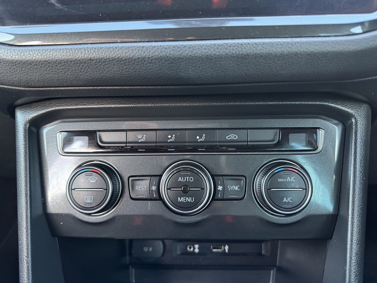 Used Volkswagen Tiguan 2017 for sale - 77864887: Photo 22