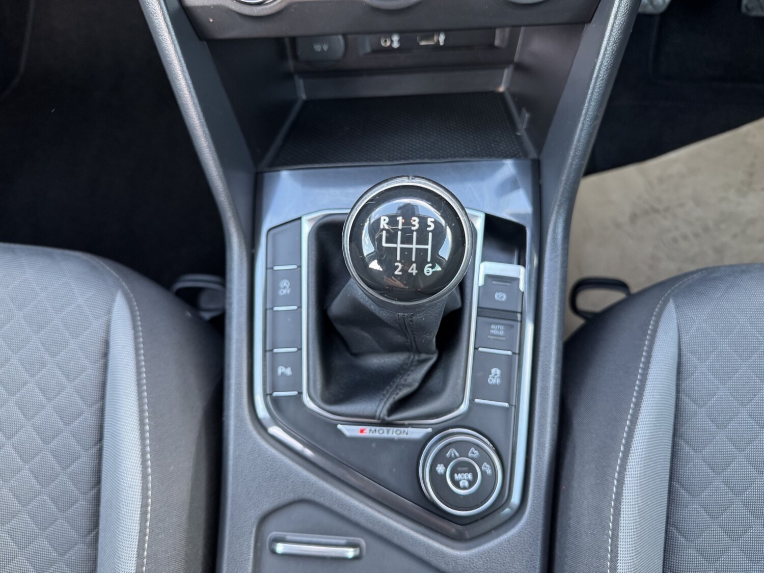 Used Volkswagen Tiguan 2017 for sale - 77864887: Photo 27