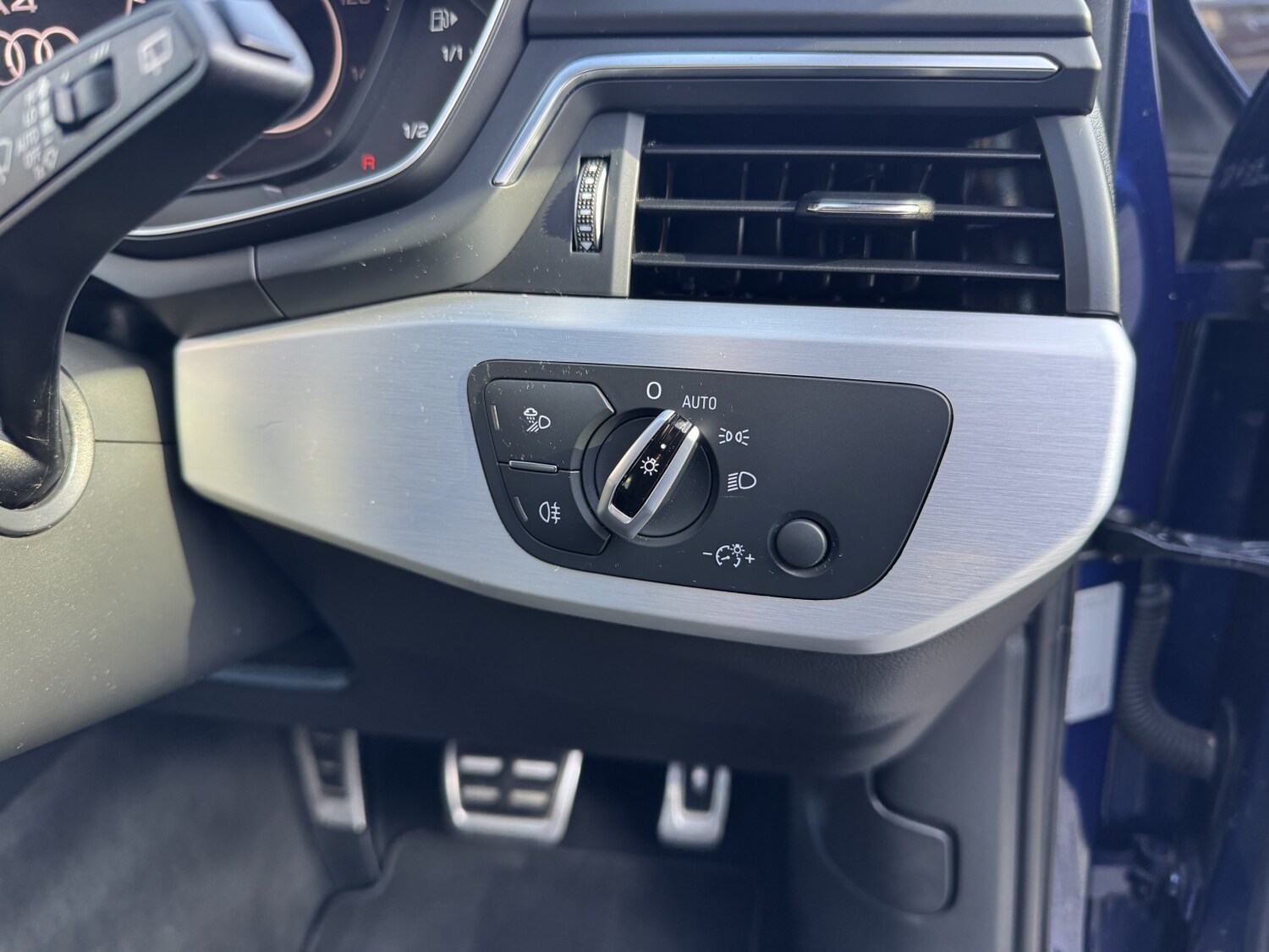 Used Audi A4 2017 for sale - 77789312: Photo 36