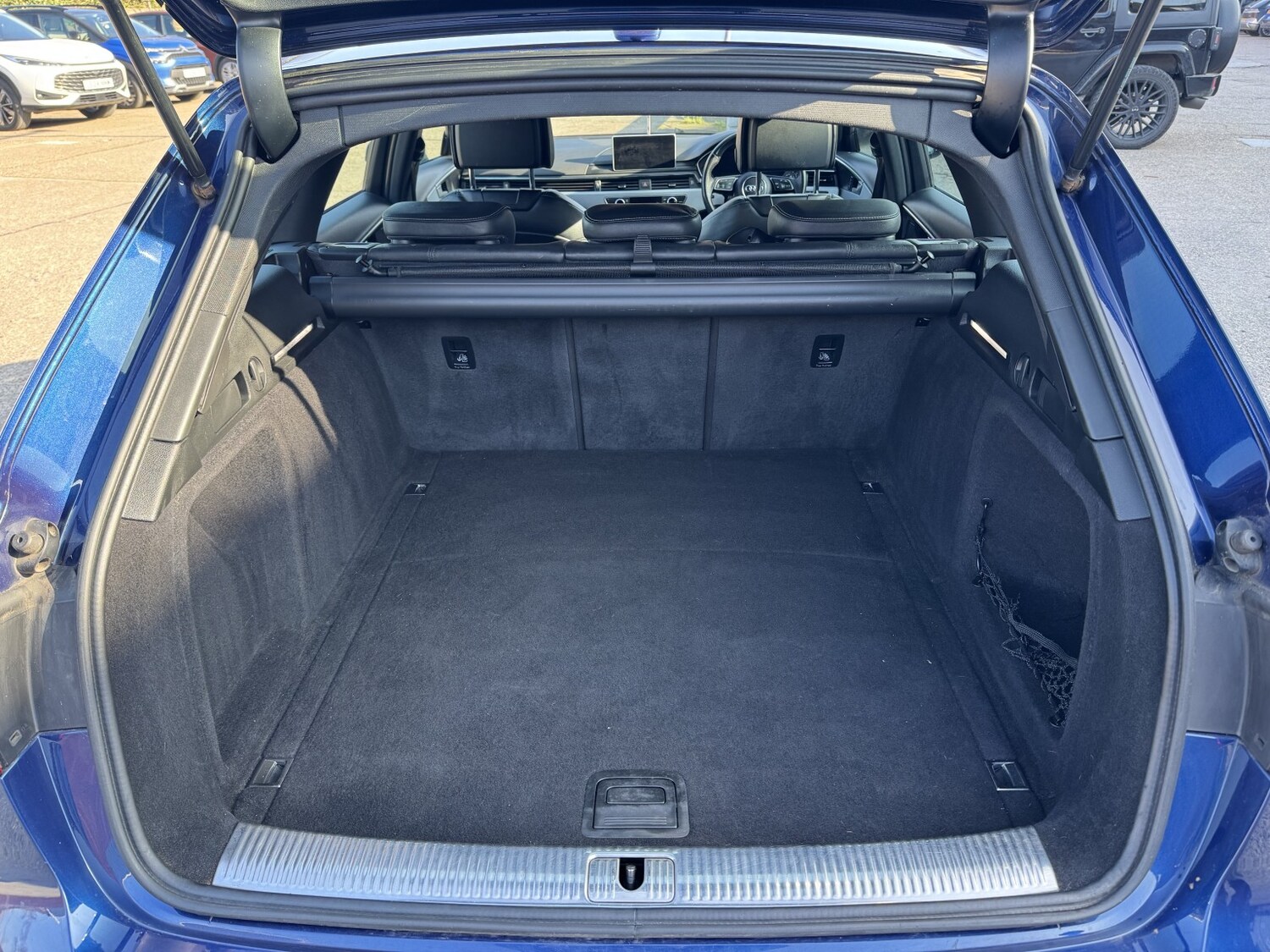 Used Audi A4 2017 for sale - 77789312: Photo 38