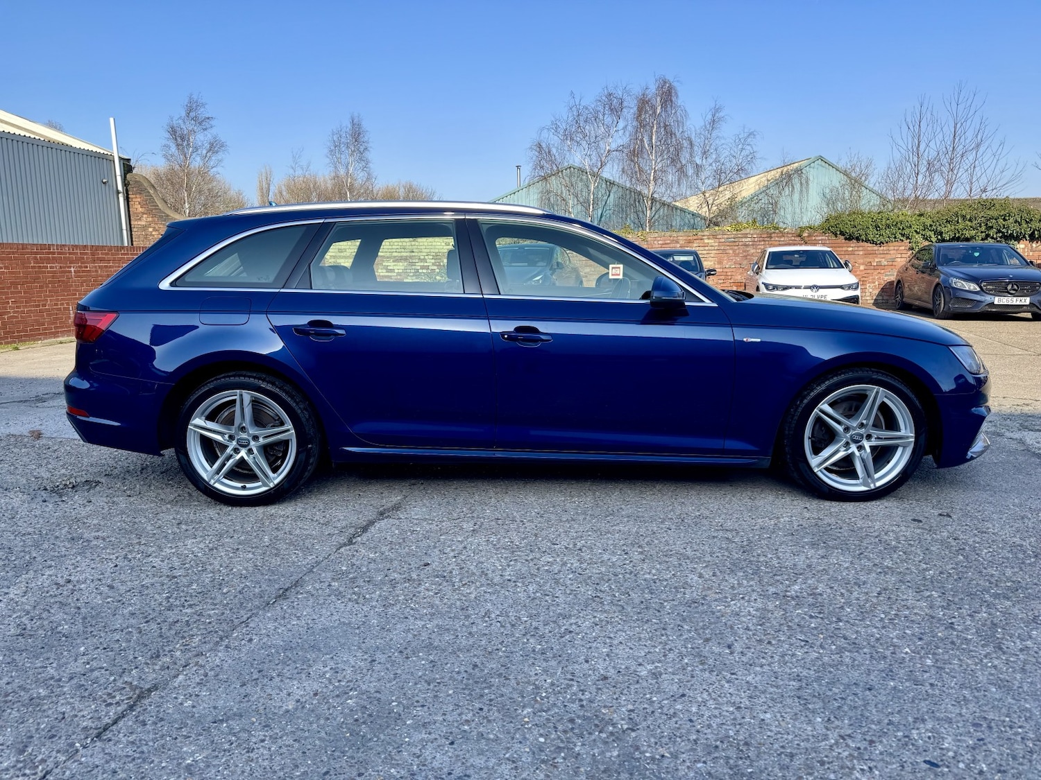 Used Audi A4 2017 for sale - 77789312: Photo 5