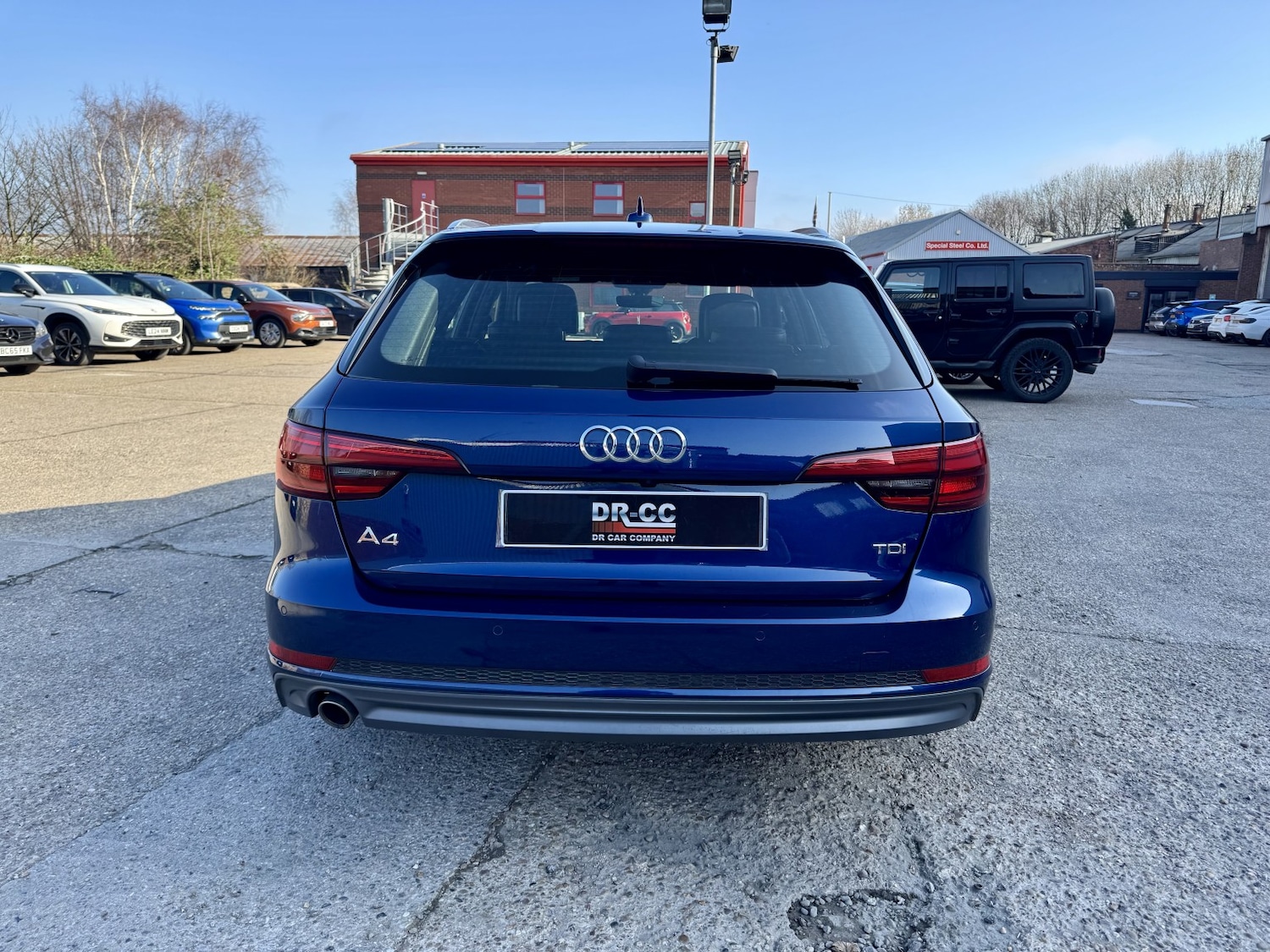 Used Audi A4 2017 for sale - 77789312: Photo 7