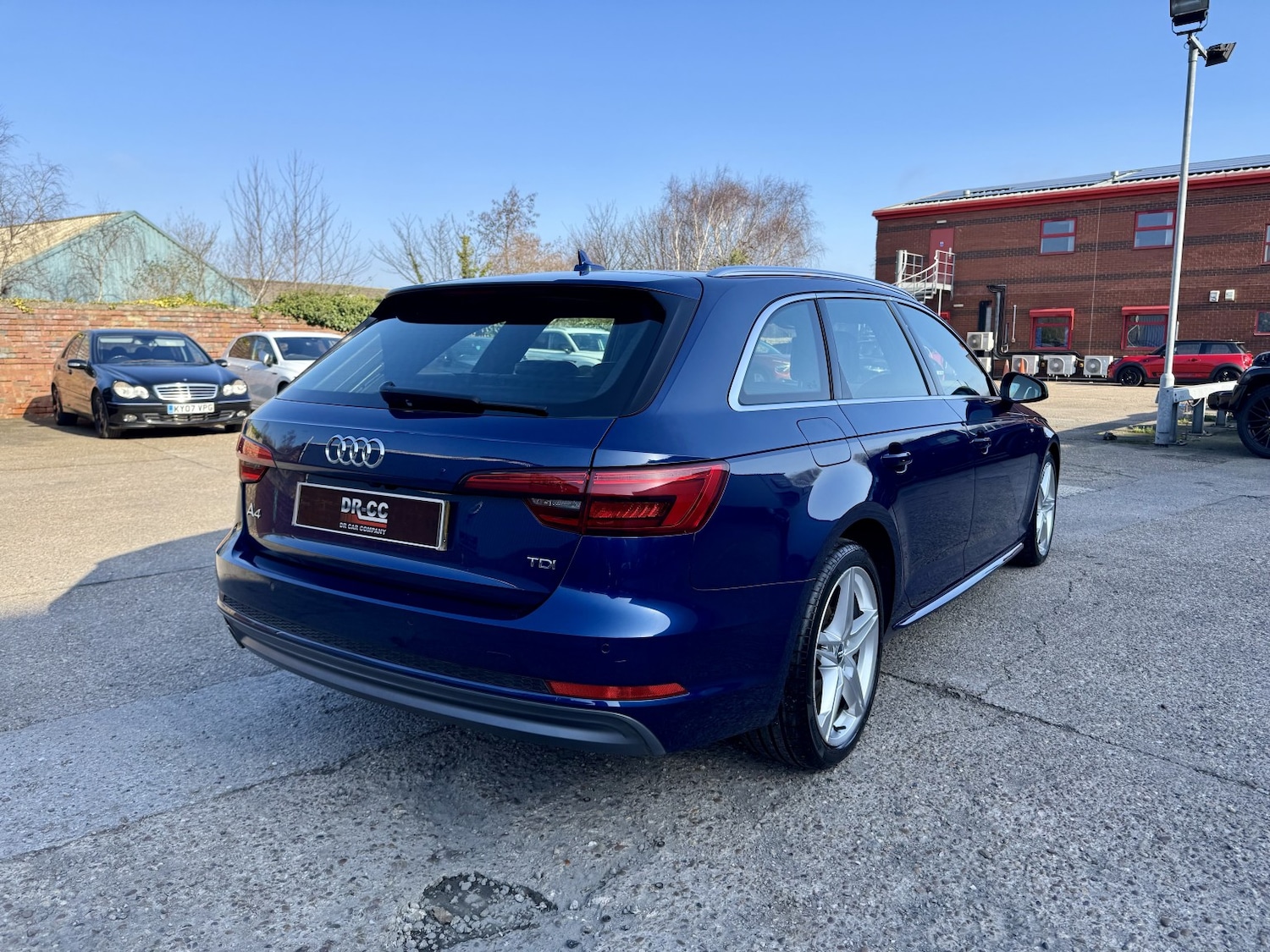 Used Audi A4 2017 for sale - 77789312: Photo 8