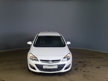 Used Vauxhall Astra 2015 for sale - 78300432: Photo