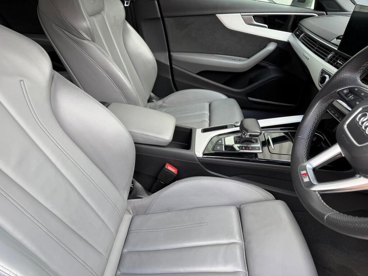 Used Audi A4 2022 for sale - 76637447: Photo 13