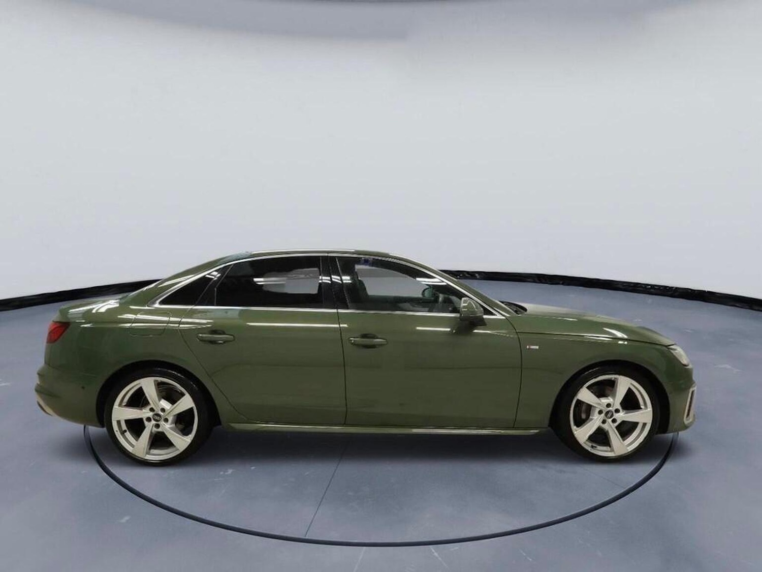 Used Audi A4 2022 for sale - 76637447: Photo 5