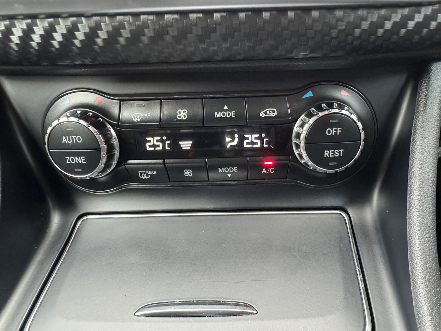 Used Mercedes-Benz A-Class 2018 for sale - 76583289: Photo 30