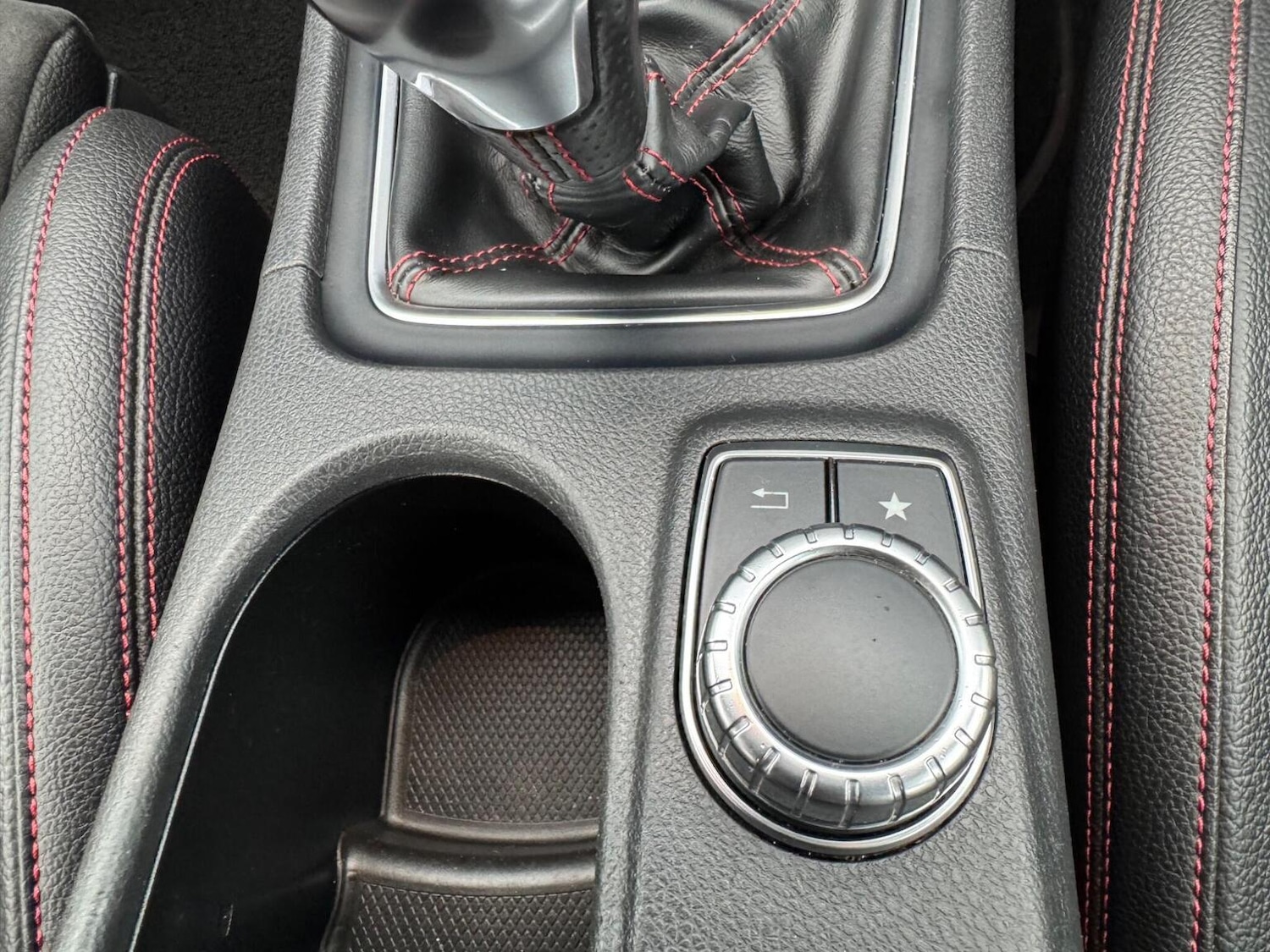 Used Mercedes-Benz A-Class 2018 for sale - 76583289: Photo 32