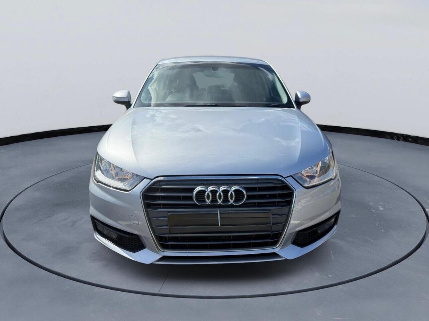 Used Audi A1 2018 for sale - 76374224: Photo 2