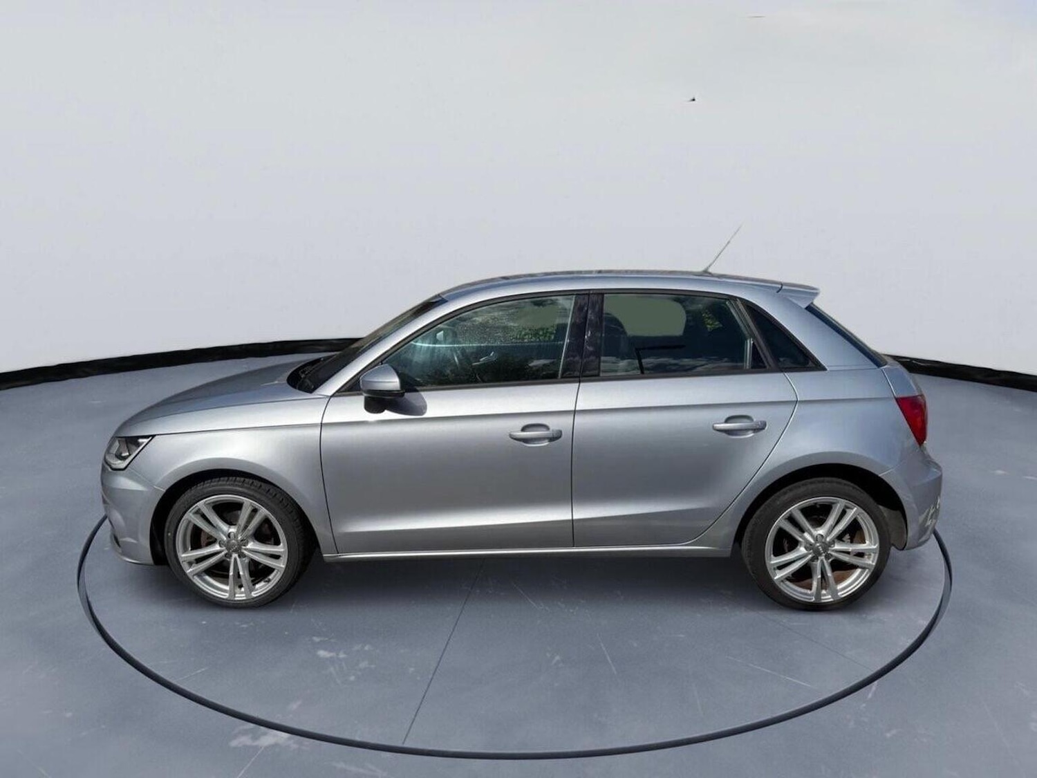 Used Audi A1 2018 for sale - 76374224: Photo 4