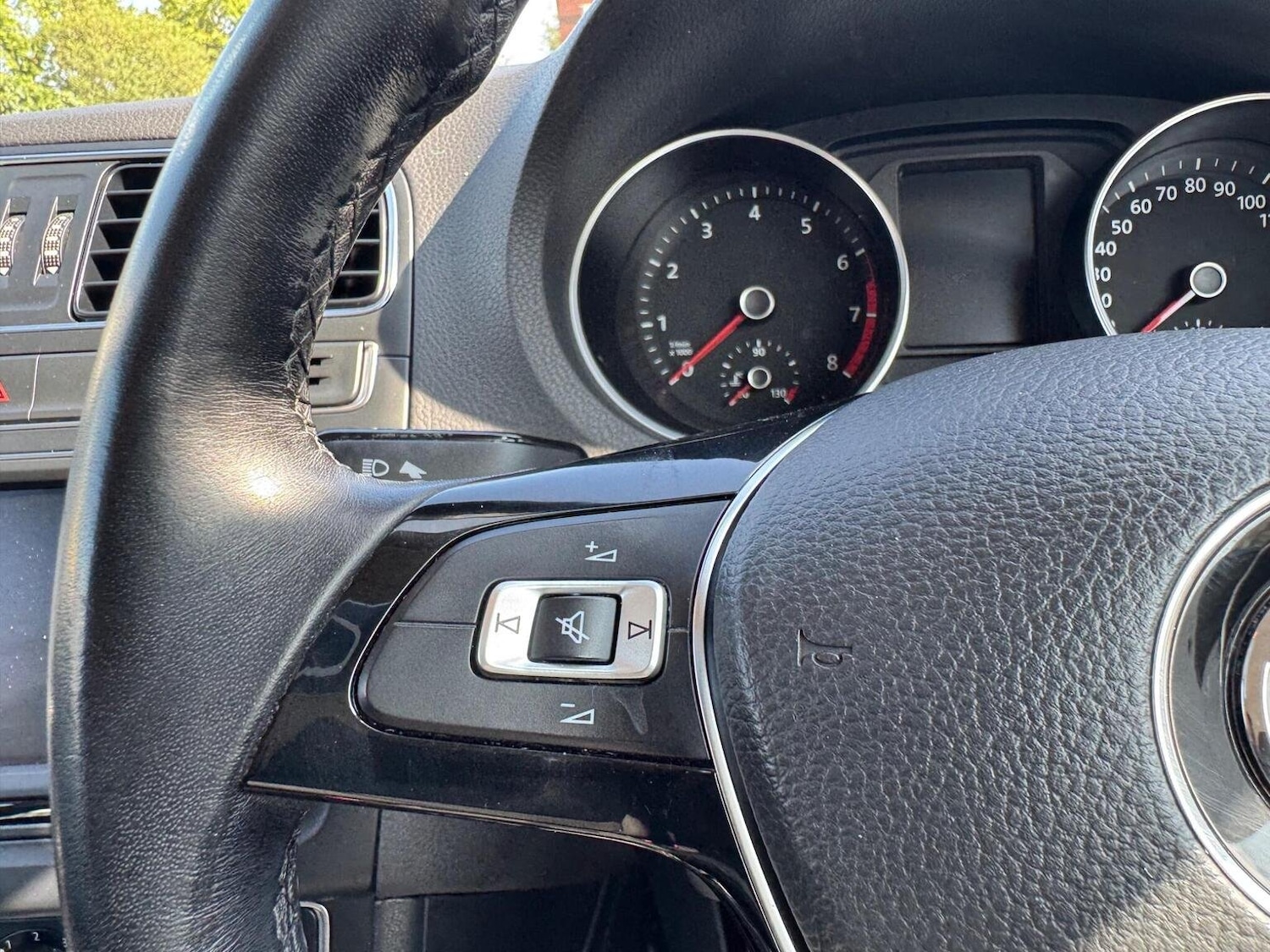 Used Volkswagen Polo 2014 for sale - 76793375: Photo 15