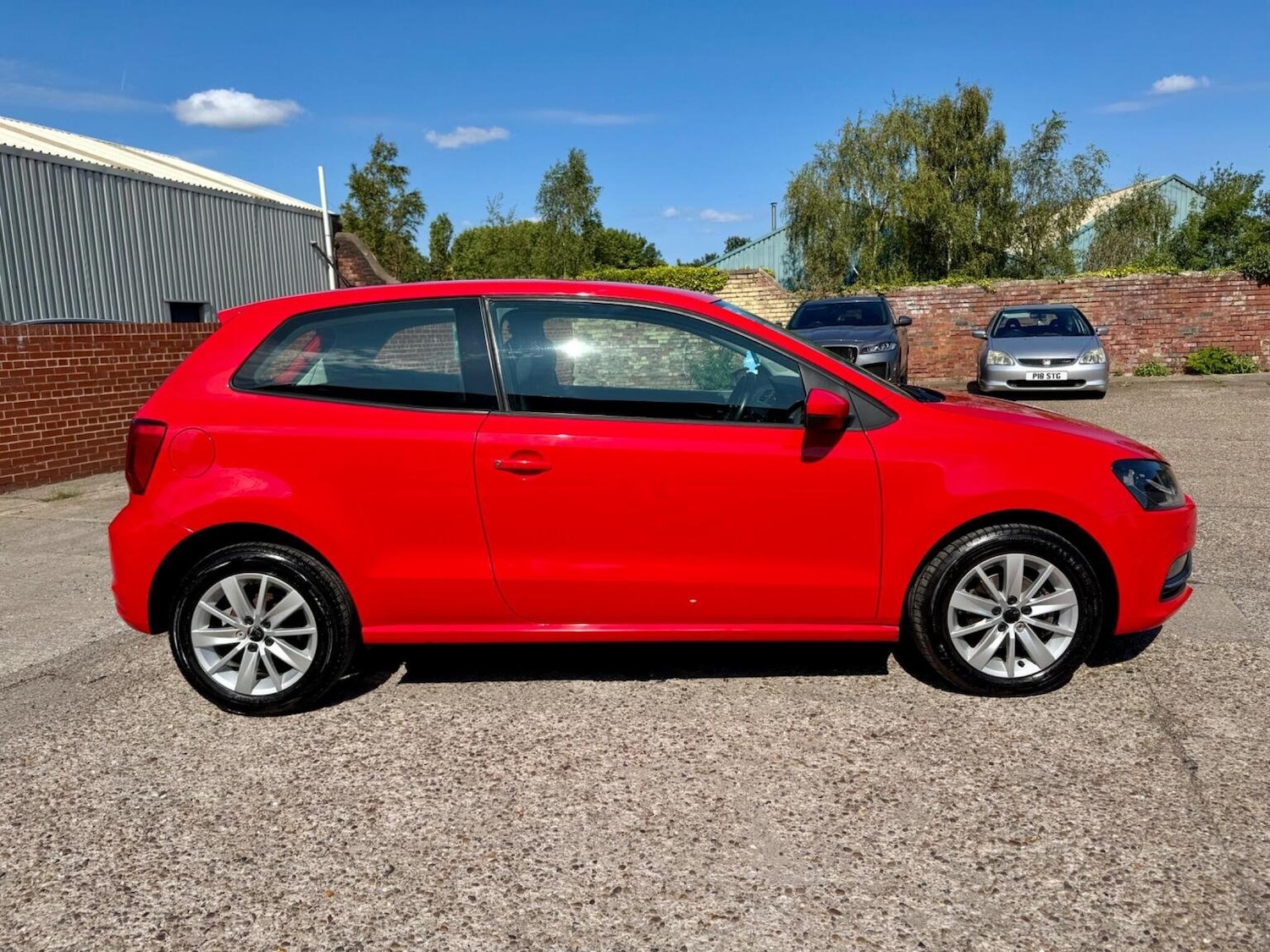 Used Volkswagen Polo 2014 for sale - 76793375: Photo 5