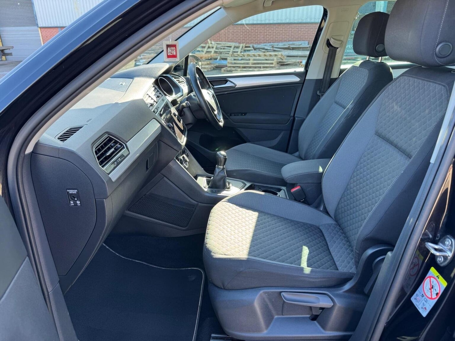 Used Volkswagen Tiguan 2018 for sale - 75789308: Photo 13