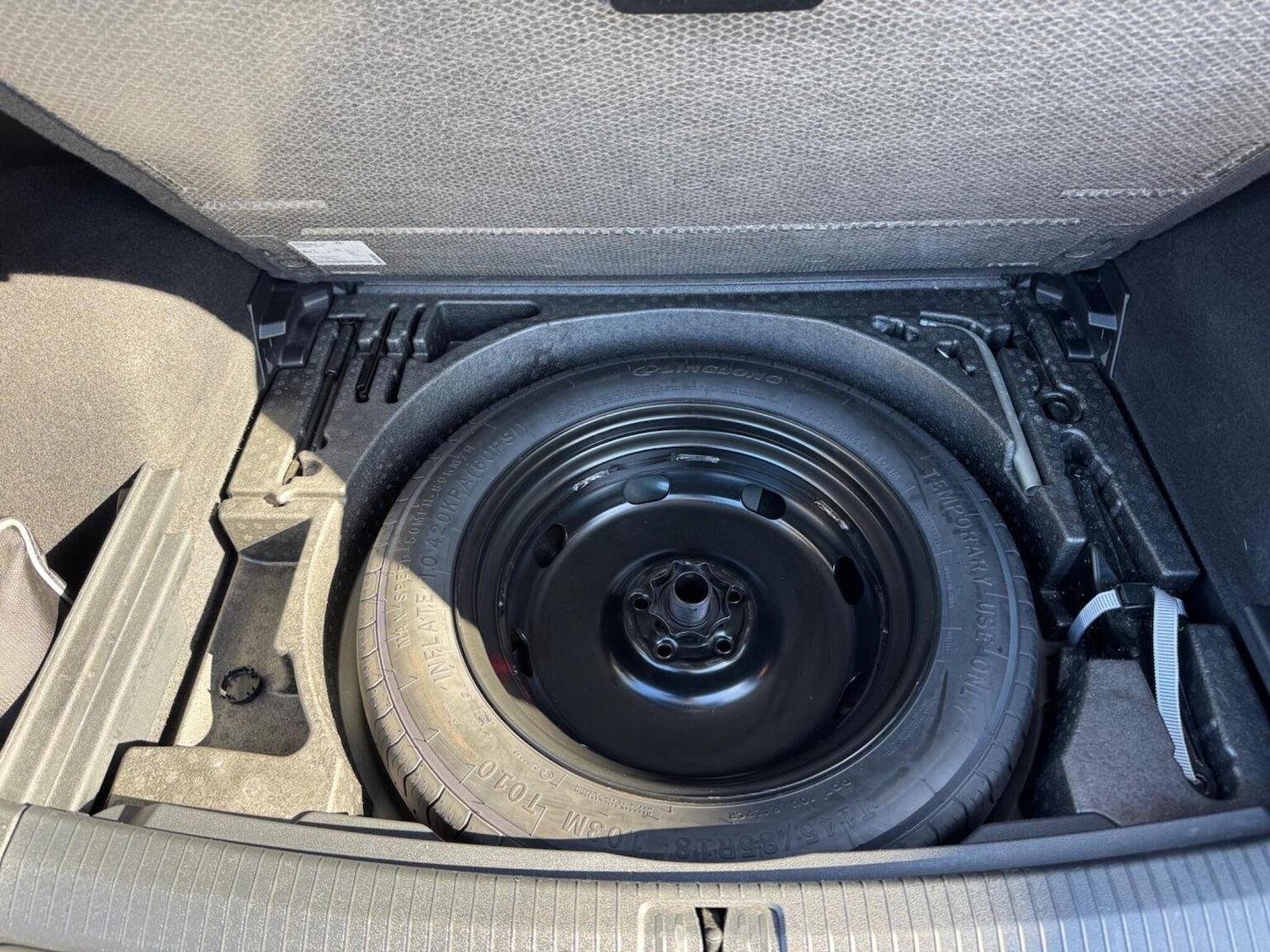 Used Volkswagen Tiguan 2018 for sale - 75789308: Photo 43