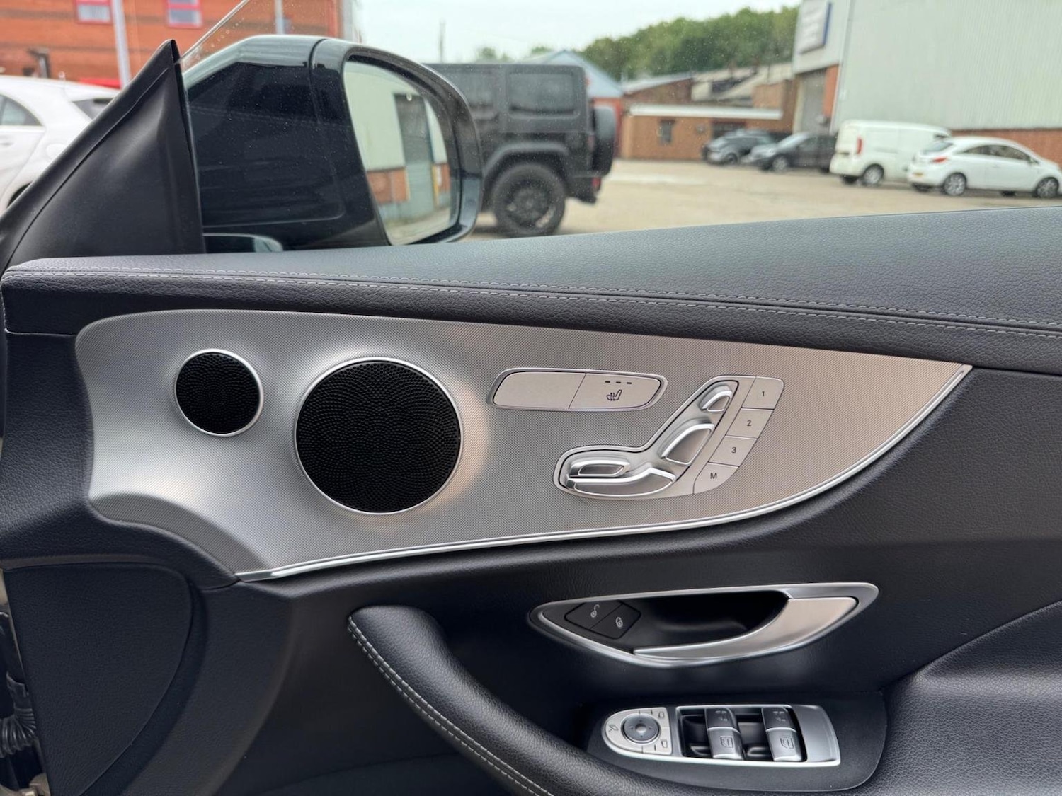 Used Mercedes-Benz E Class 2018 for sale - 76583331: Photo 33