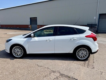 Used Ford Focus 2013 for sale - 75608242: Photo