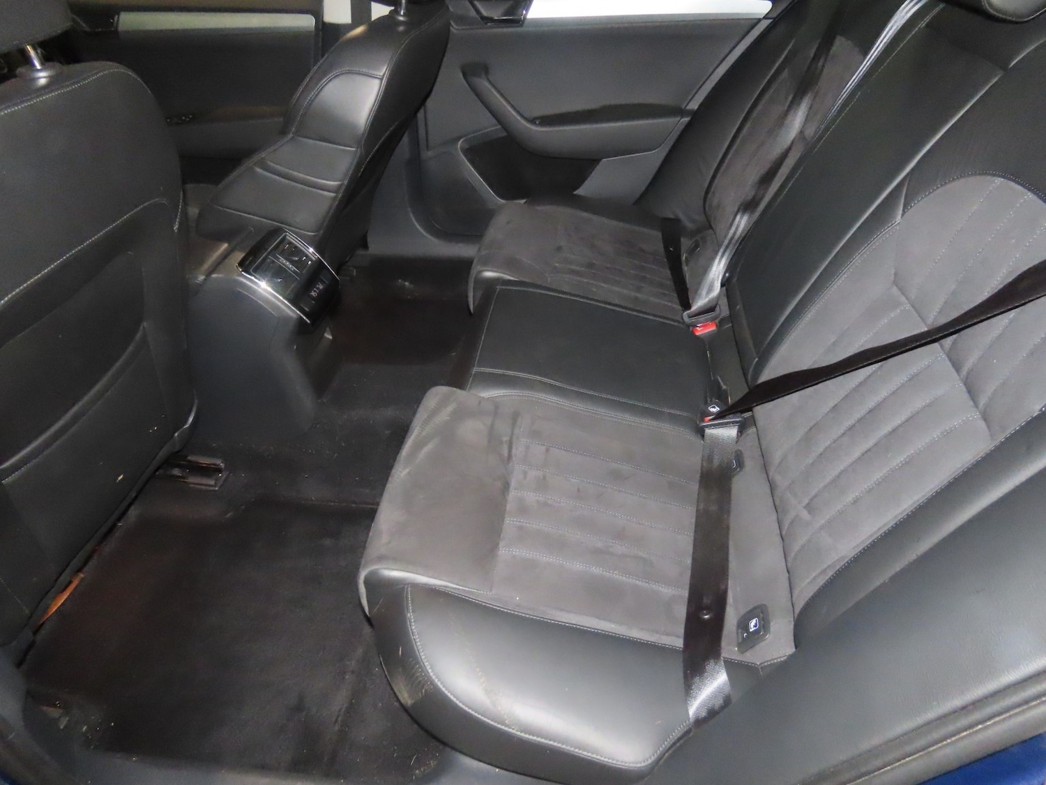 Used Skoda Superb 2017 for sale - 77220502: Photo 10