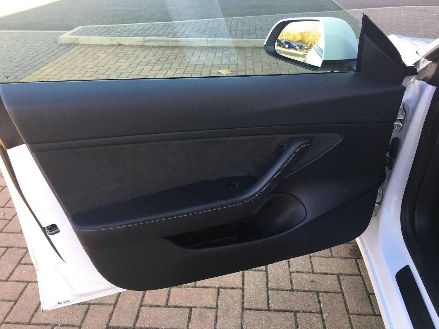 Used Tesla Model 3 2020 for sale - 76472915: Photo 17