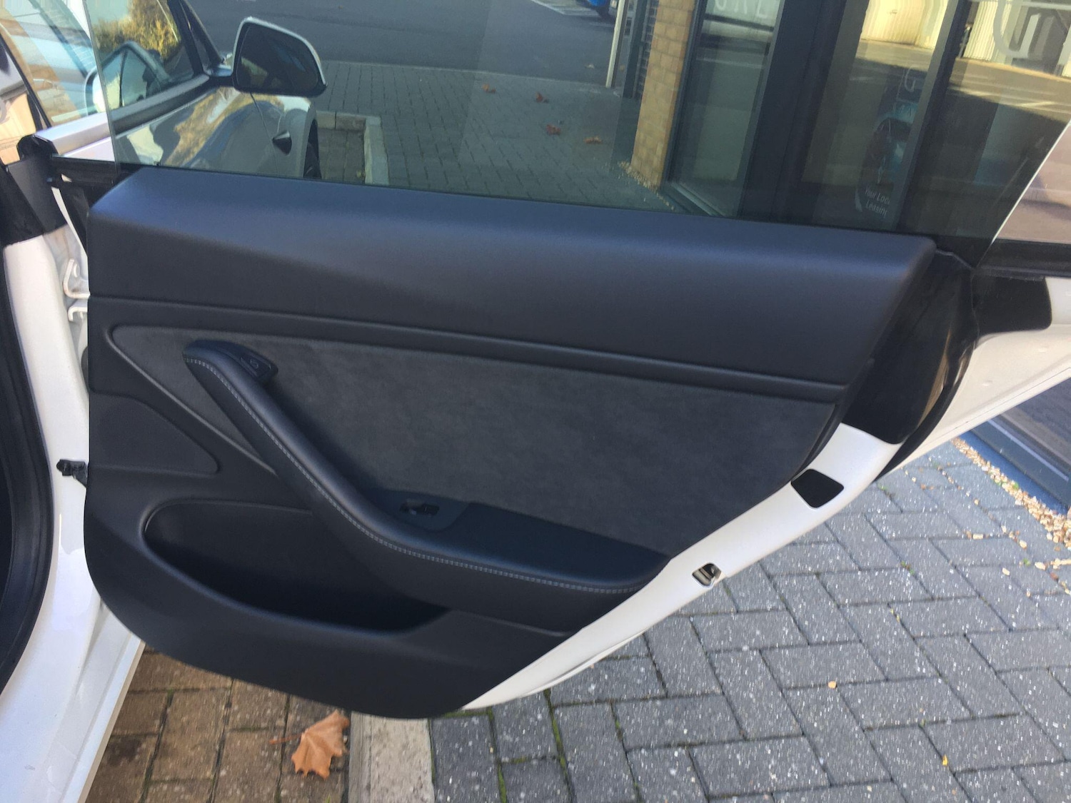 Used Tesla Model 3 2020 for sale - 76472915: Photo 19