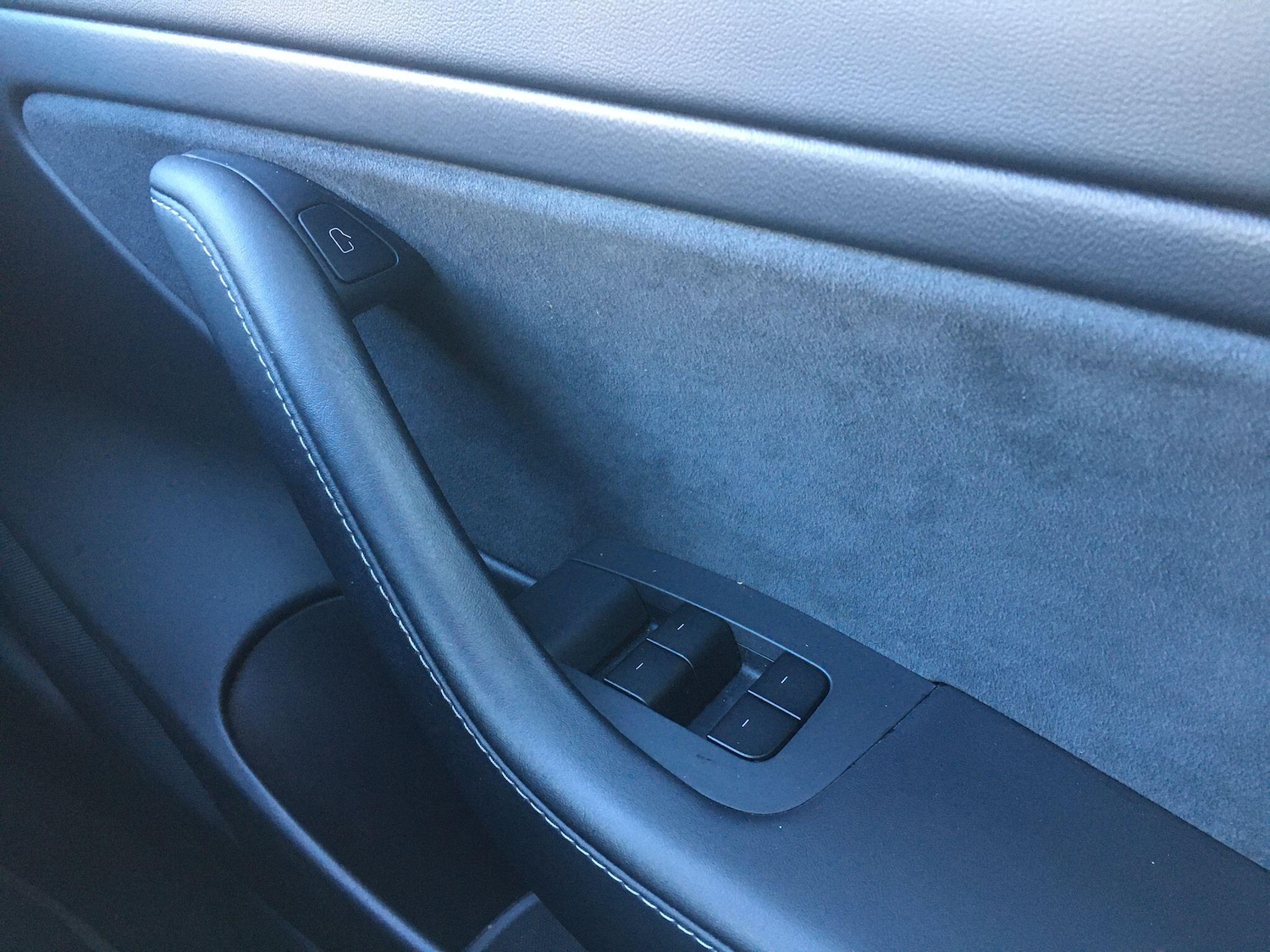 Used Tesla Model 3 2020 for sale - 76472915: Photo 21