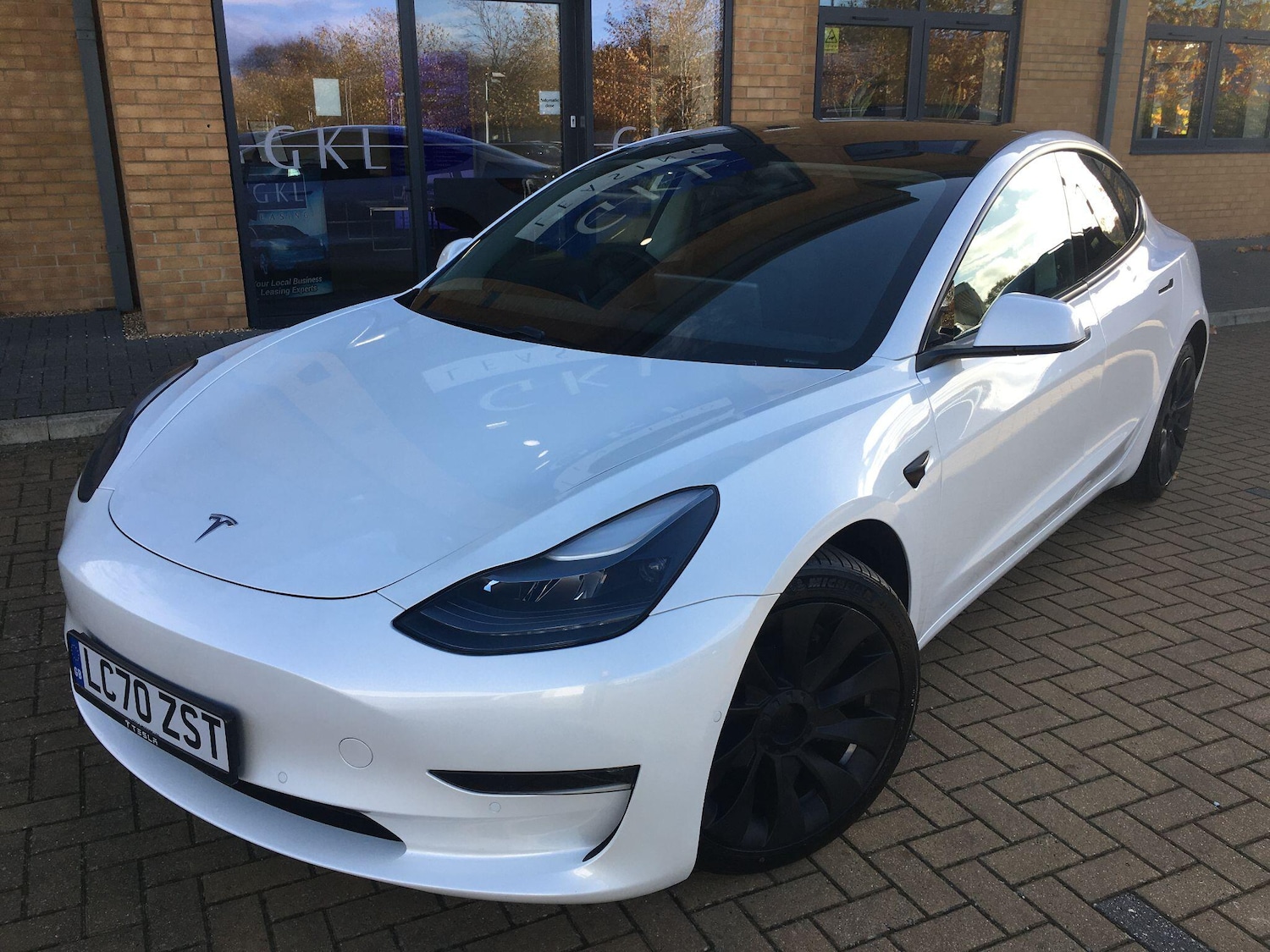 Used Tesla Model 3 2020 for sale - 76472915: Photo 4