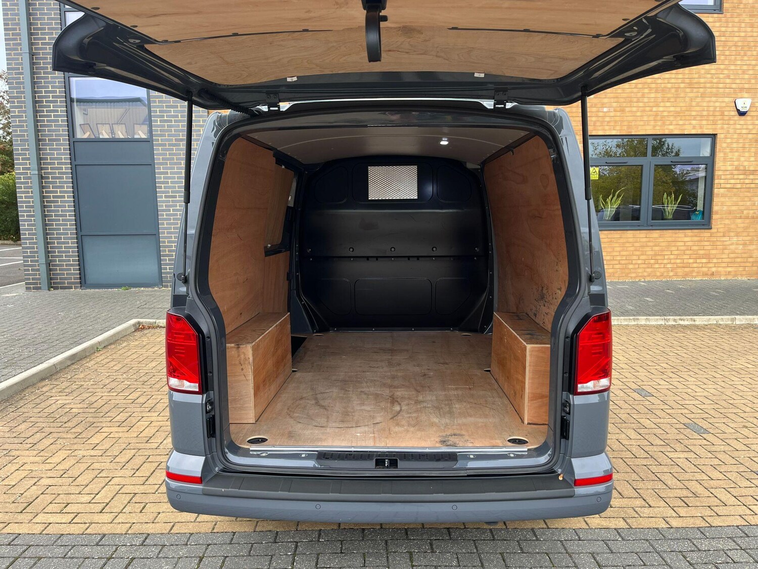 Used Volkswagen Transporter 2022 for sale - 76336068: Photo 18