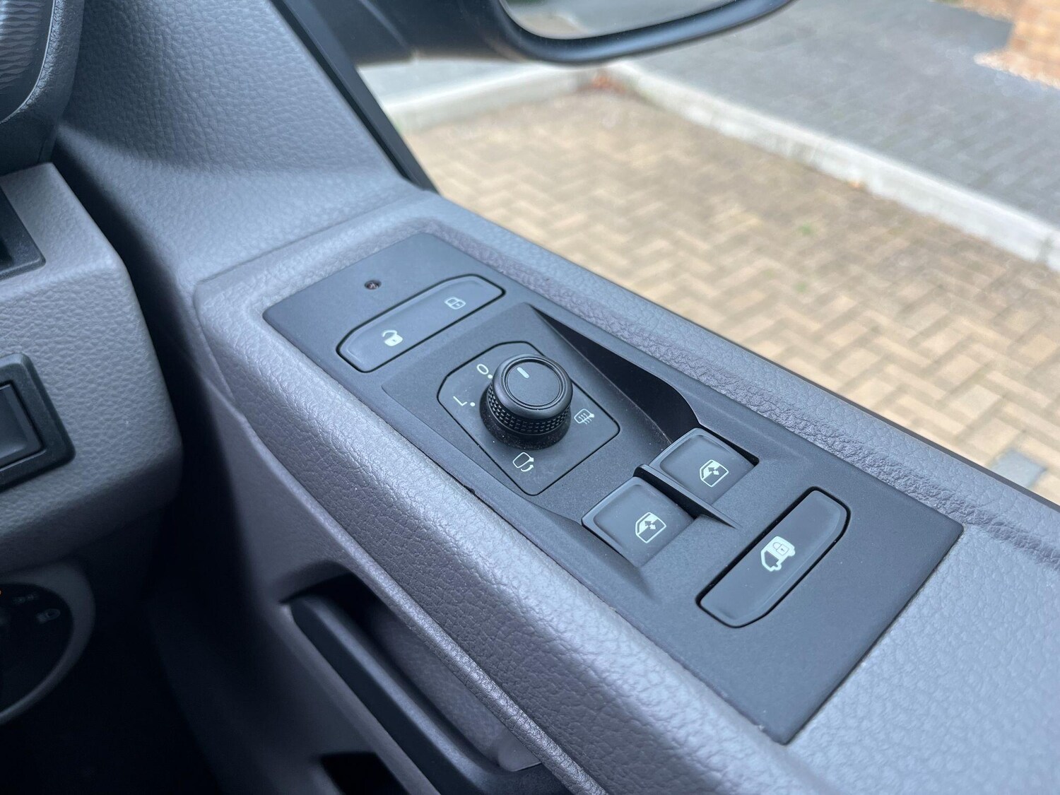 Used Volkswagen Transporter 2022 for sale - 76336068: Photo 27