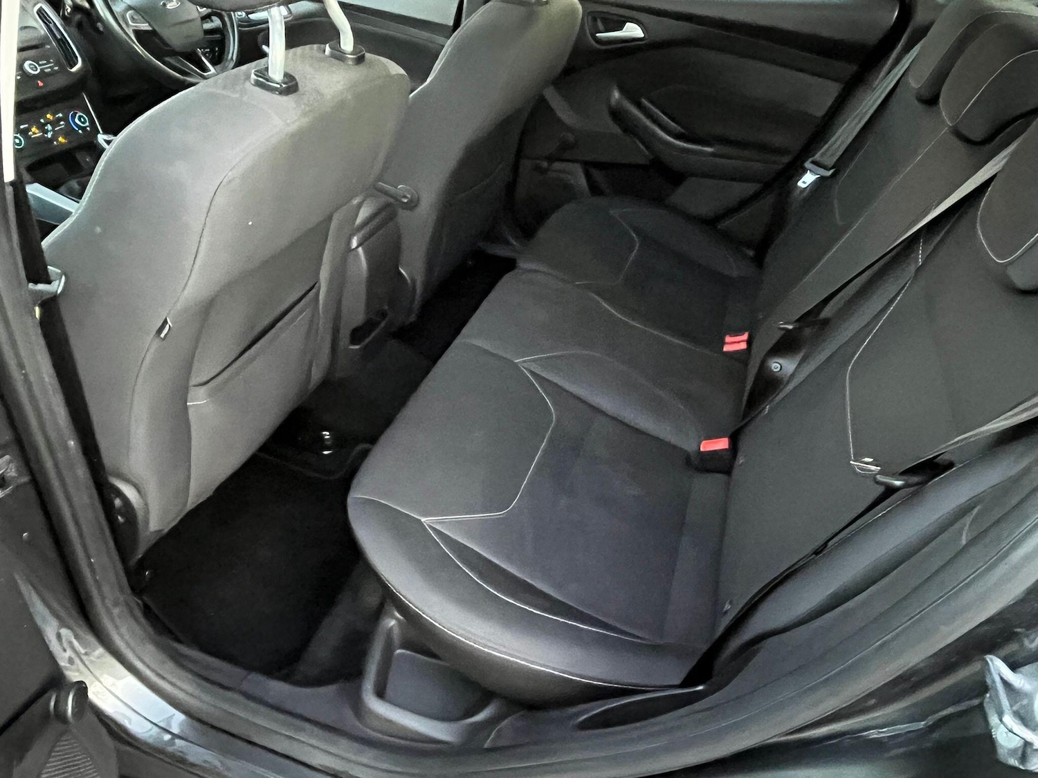 Used Ford Focus 2017 for sale - 76619873: Photo 26