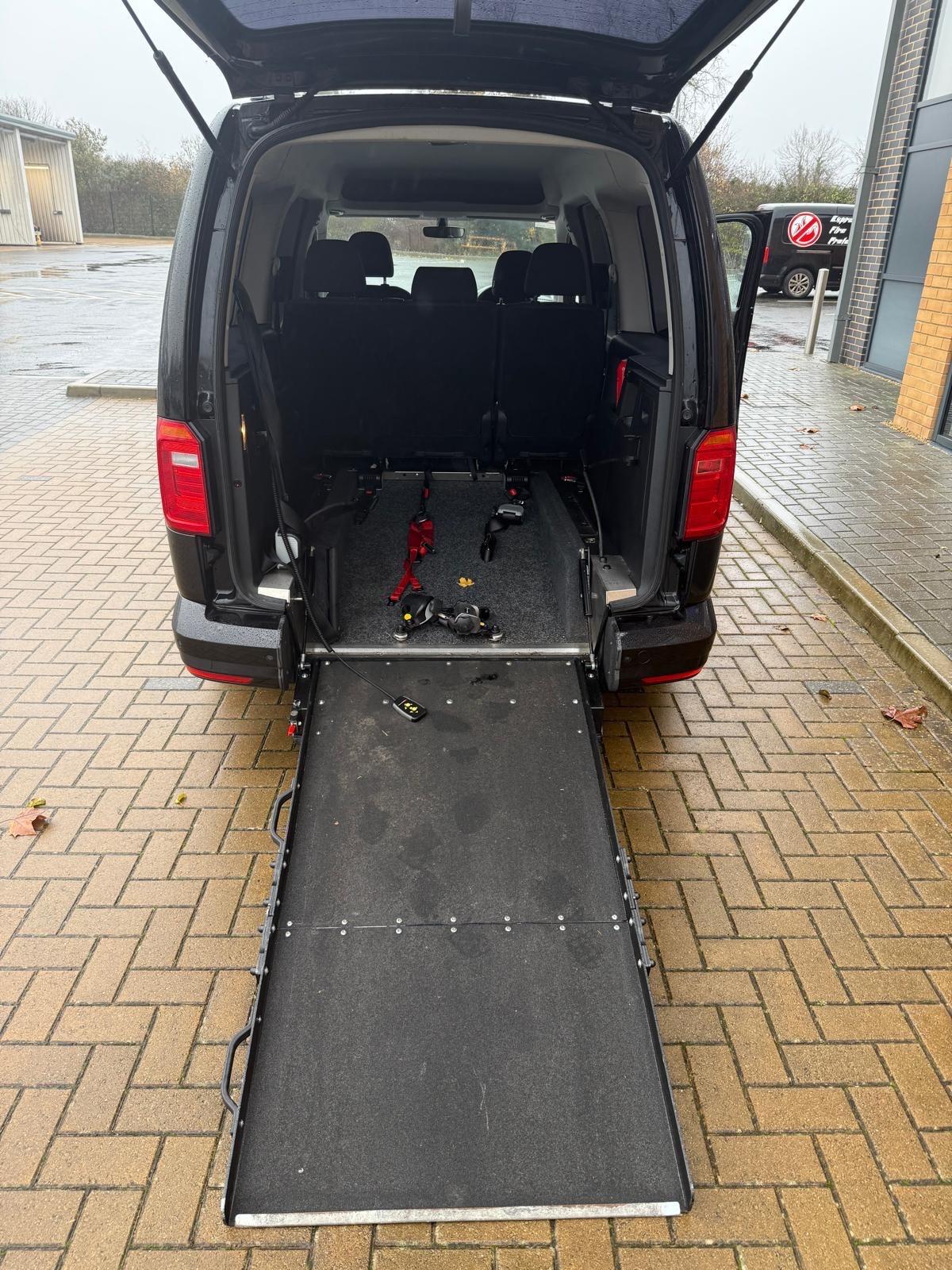 Used Volkswagen Caddy Maxi Life 2020 for sale - 76824263: Photo 10