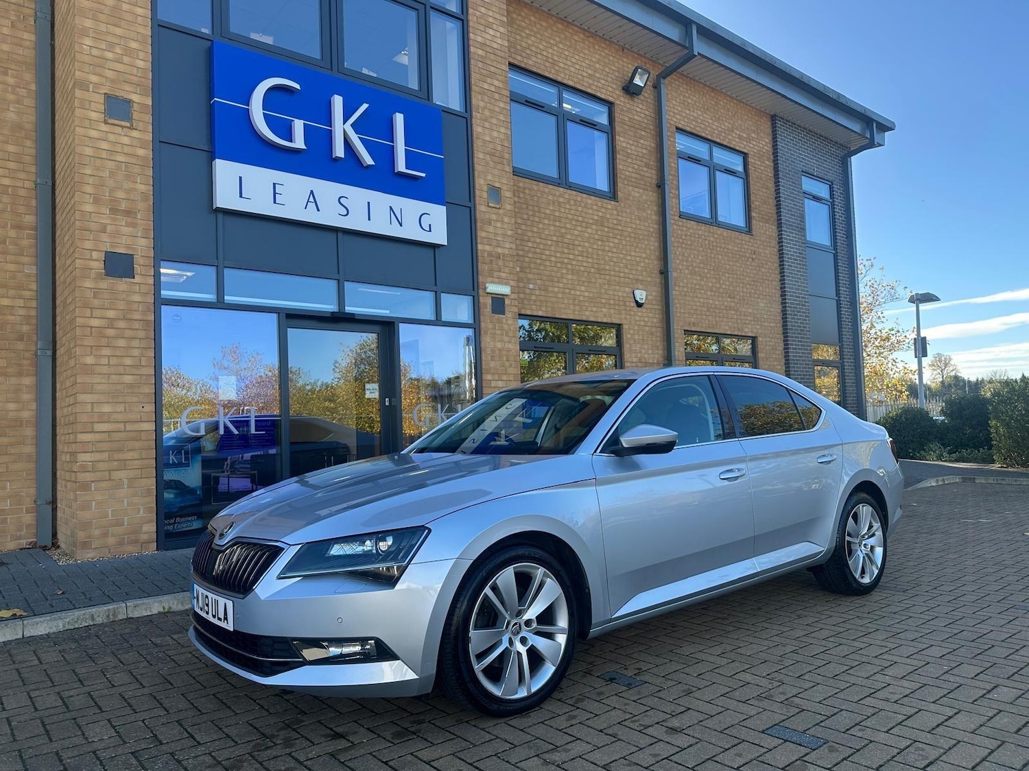 Used Skoda Superb 2019 for sale - 76370478: Photo 4