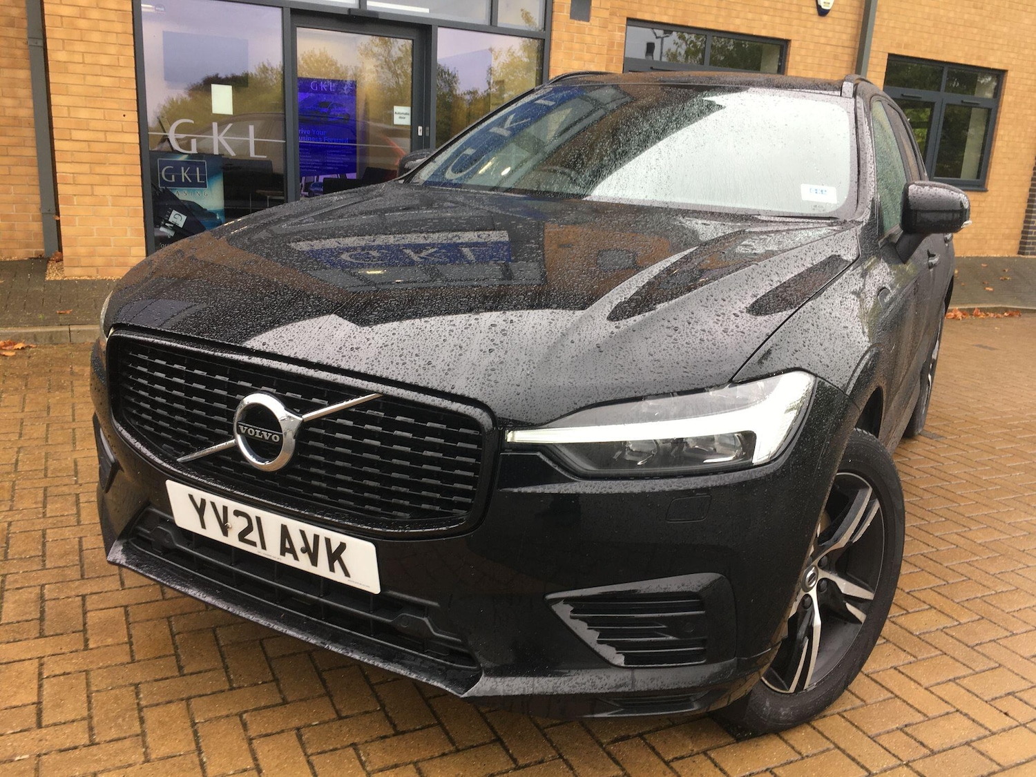 Used Volvo XC60 2021 for sale - 76361379: Photo 2